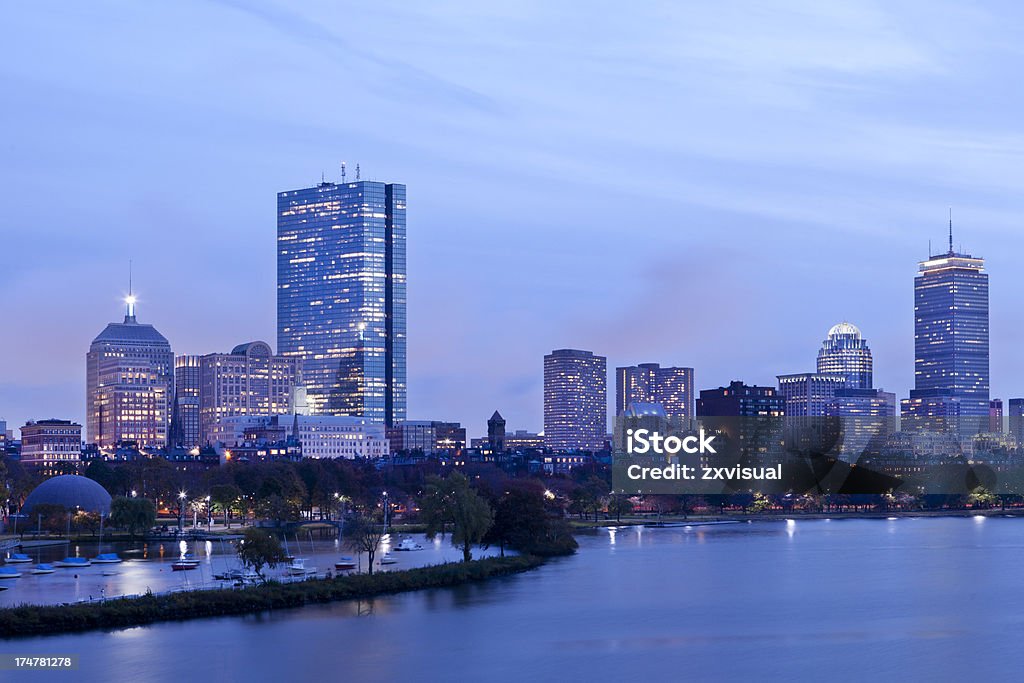 Boston w Zmierzch - Zbiór zdjęć royalty-free (Boston - Stan Massachusetts)