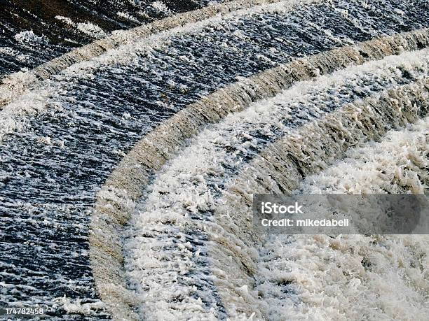 プラグホール - あふれるのストックフォトや画像を多数ご用意 - あふれる, イングランド, ダム
