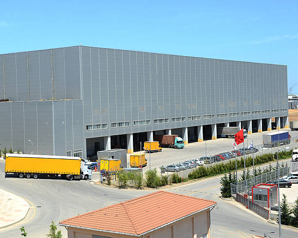 istock Entrance to the warehouse 174783253