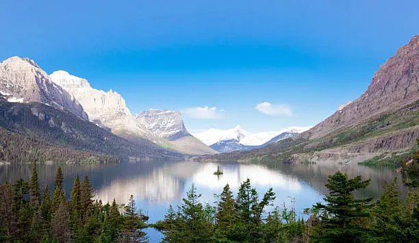 Photo of Saint Mary's Lake