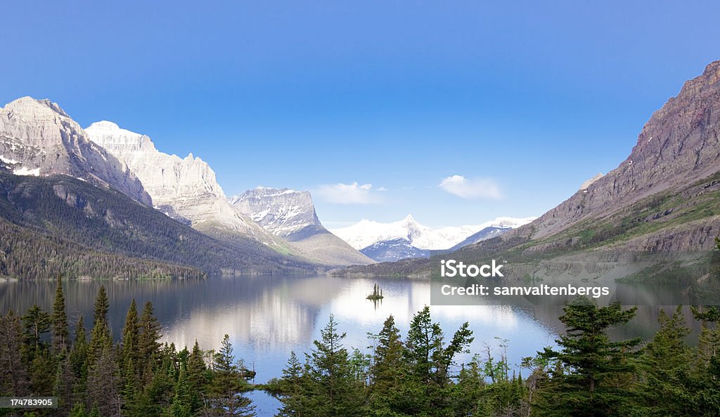 Saint Mary's Lake - Foto de stock de Parque Nacional Glacier royalty-free