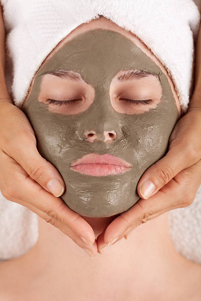 istock Cosmetic treatment with medicinal mud 174784892