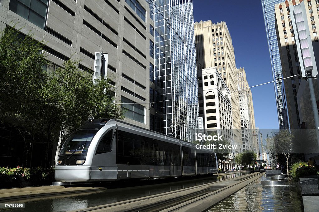 Metrô e trem no centro da cidade de Houston, Texas - Foto de stock de Houston - Texas royalty-free
