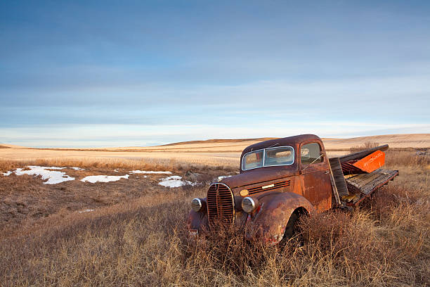 istock Old Rusty Truck on the Prairie 174786628