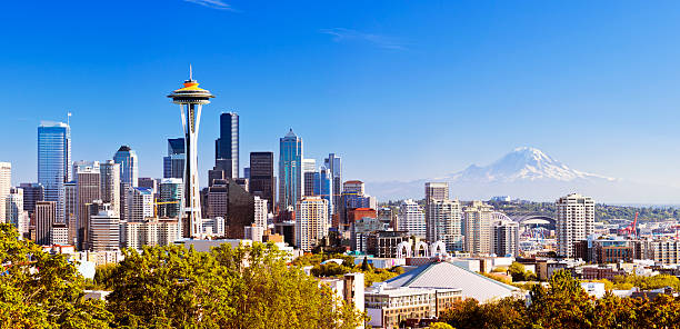 istock Seattle skyline with Mt Rainier in distance 174787724