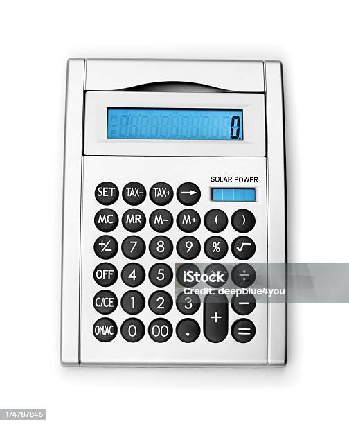 Tabla Calculadora Aislado En Blanco Foto de stock y más banco de imágenes de Oficina - Oficina, Recortable, Artículo de papelería