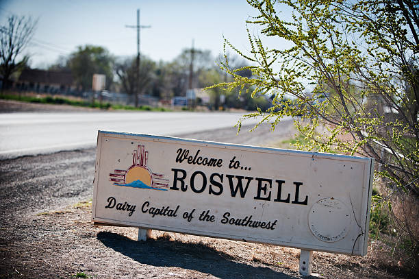 bienvenue à roswell - roswell photos et images de collection