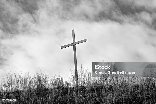 Kreuz Auf Einem Berg Stockfoto und mehr Bilder von Anhöhe - Anhöhe, Virginia - Bundesstaat der USA, Winter