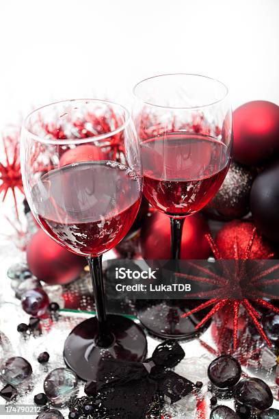 Elegante Preto E Vermelho Decoração De Natal - Fotografias de stock e mais imagens de Artigo de Decoração - Artigo de Decoração, Bola de Árvore de Natal, Comemoração - Conceito