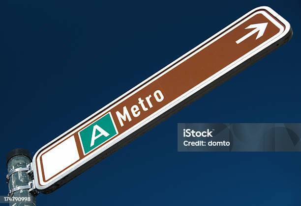 Photo libre de droit de Indicateur De Métro banque d'images et plus d'images libres de droit de Diagramme - Diagramme, Flèche - Arc et flèche, Gare