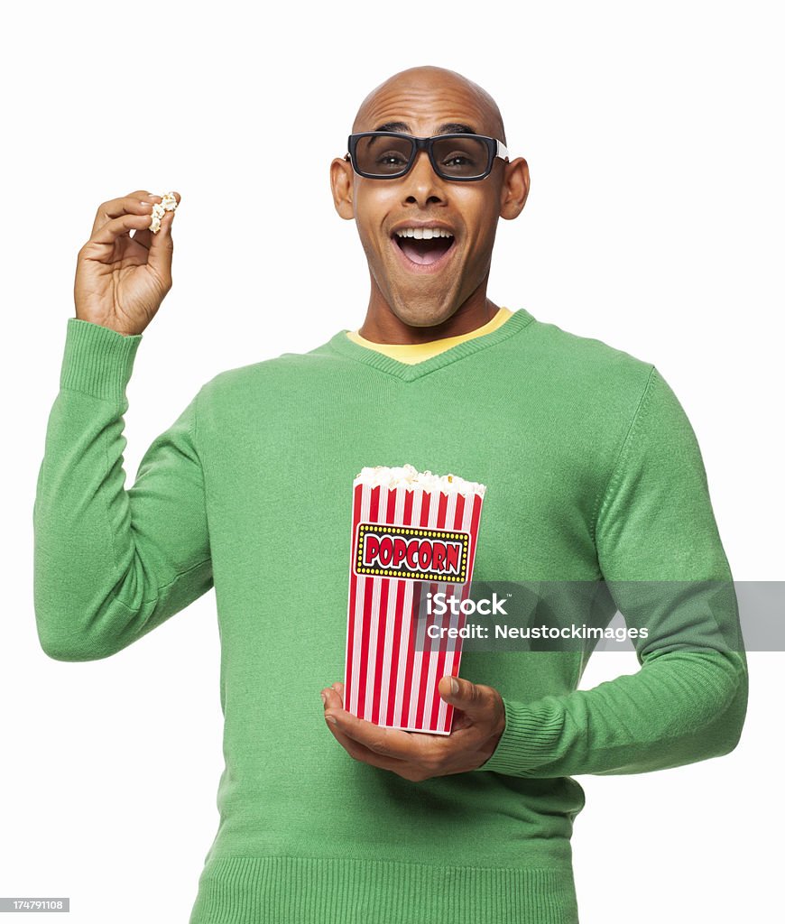 Uomo di guardare film in 3D-isolato - Foto stock royalty-free di Pop corn