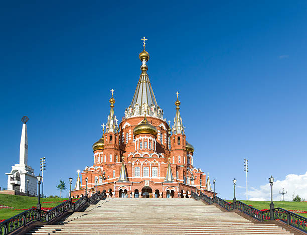 saint michael's cathedral in izhevsk - izhevsk fotografías e imágenes de stock