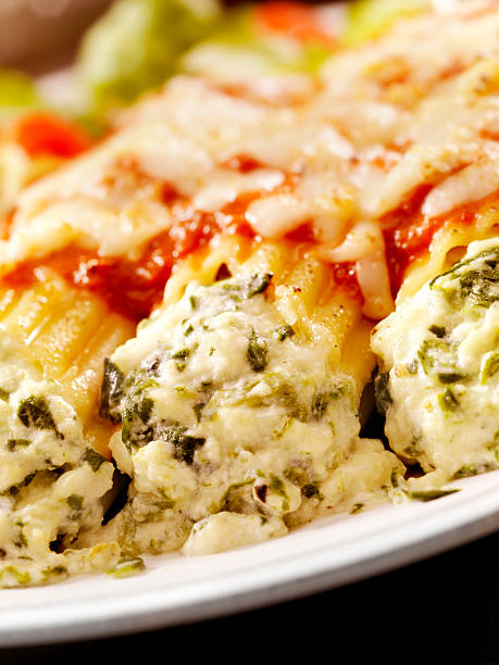 istock Stuffed Manicotti with Ricotta and Spinich 174794099