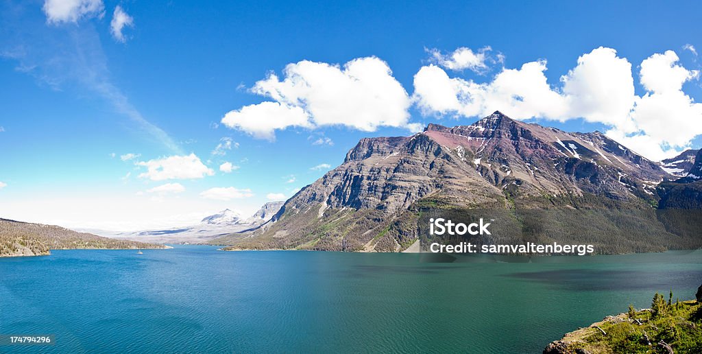Saint Mary's Lake - Foto de stock de Montana libre de derechos