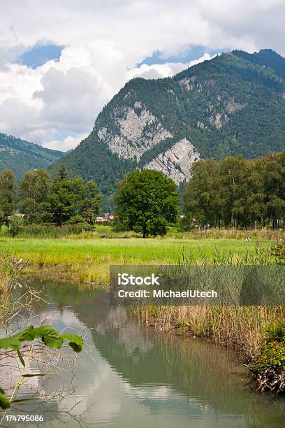 Foto de Interlaken Paisagem Alpes Suíços e mais fotos de stock de Alpes europeus - Alpes europeus, Bernese Oberland, Cantão de Valais