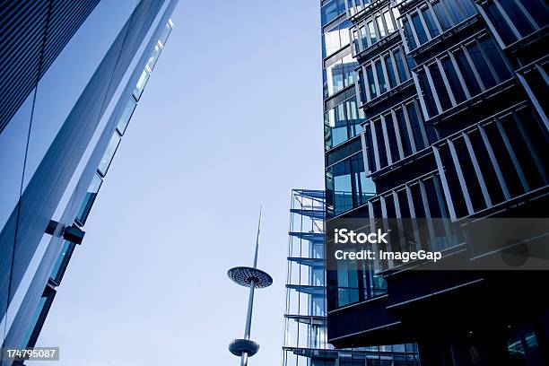 Business Park Stockfoto und mehr Bilder von Arbeitsstätten - Arbeitsstätten, Architektur, Aufnahme von unten