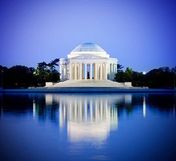 jefferson memorial w waszyngtonie dc, usa - washington dc monument sky famous place zdjęcia i obrazy z banku zdjęć