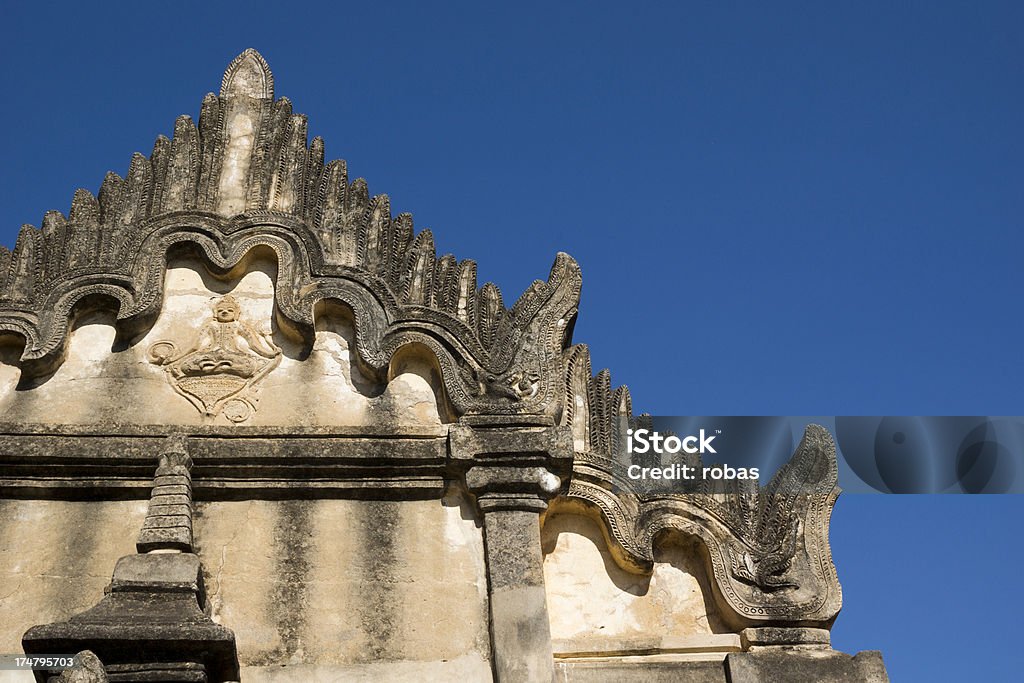 ディテールの寺院をバガンにクリアスカイ（ミャンマー） - バガンのロイヤリティフリーストックフォト