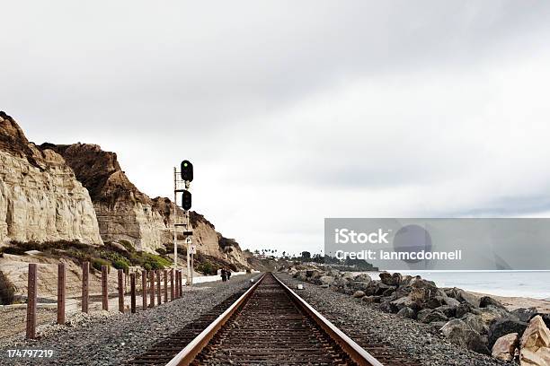 Foto de Trilhos e mais fotos de stock de Areia - Areia, Arenito, Califórnia