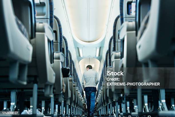 Foto de Avião De Viagem e mais fotos de stock de Avião - Avião, Dentro, Assento de avião