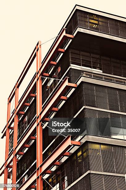 Arquitectura Joists De Acero Foto de stock y más banco de imágenes de Acero - Acero, Aire libre, Arquitectura exterior