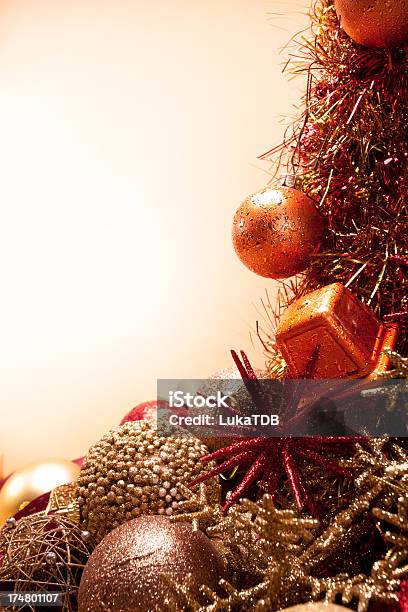 크리스마스 솜뭉치로 트리 0명에 대한 스톡 사진 및 기타 이미지 - 0명, 갈색, 겨울
