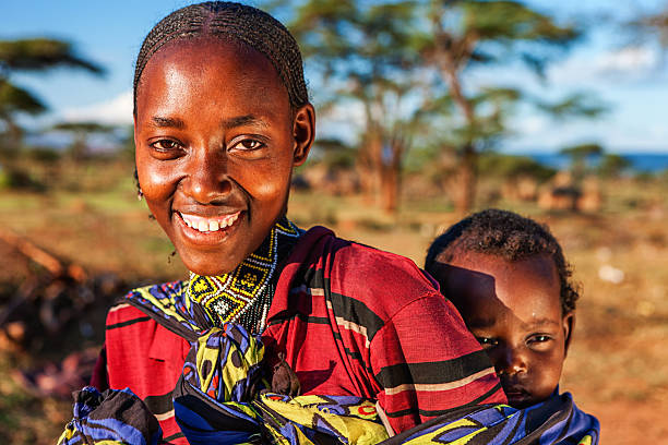 a barona 트라이블 여성 및 아기 in 에디오피아, 아프리카 - africa child ethiopian culture people 뉴스 사진 이미지