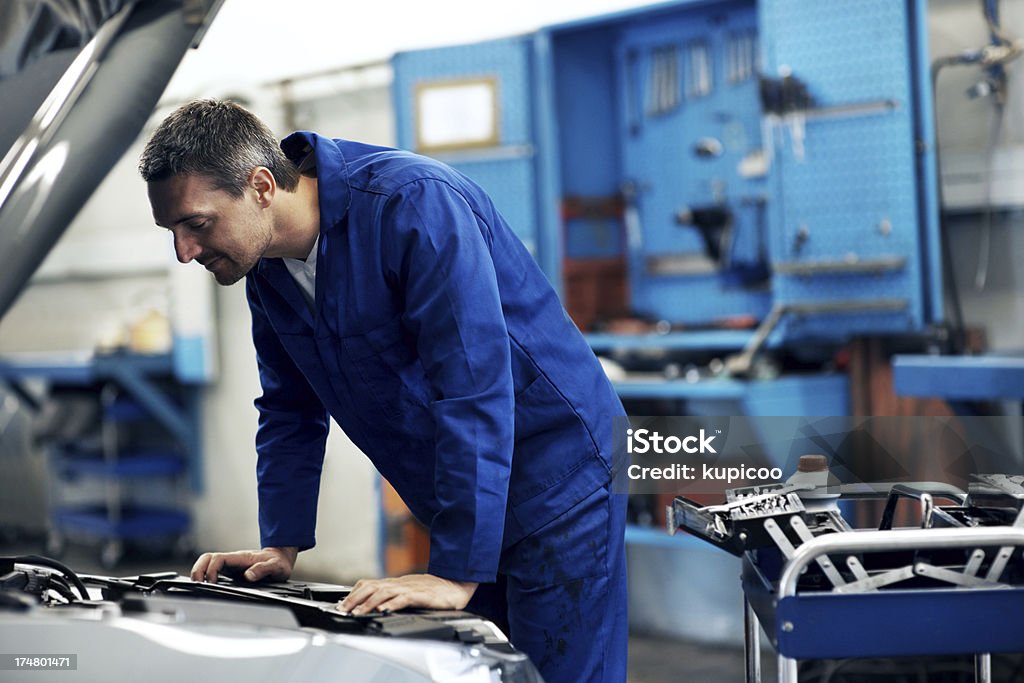 Suchen Sie unter der Kapuze - Lizenzfrei Arbeiten Stock-Foto