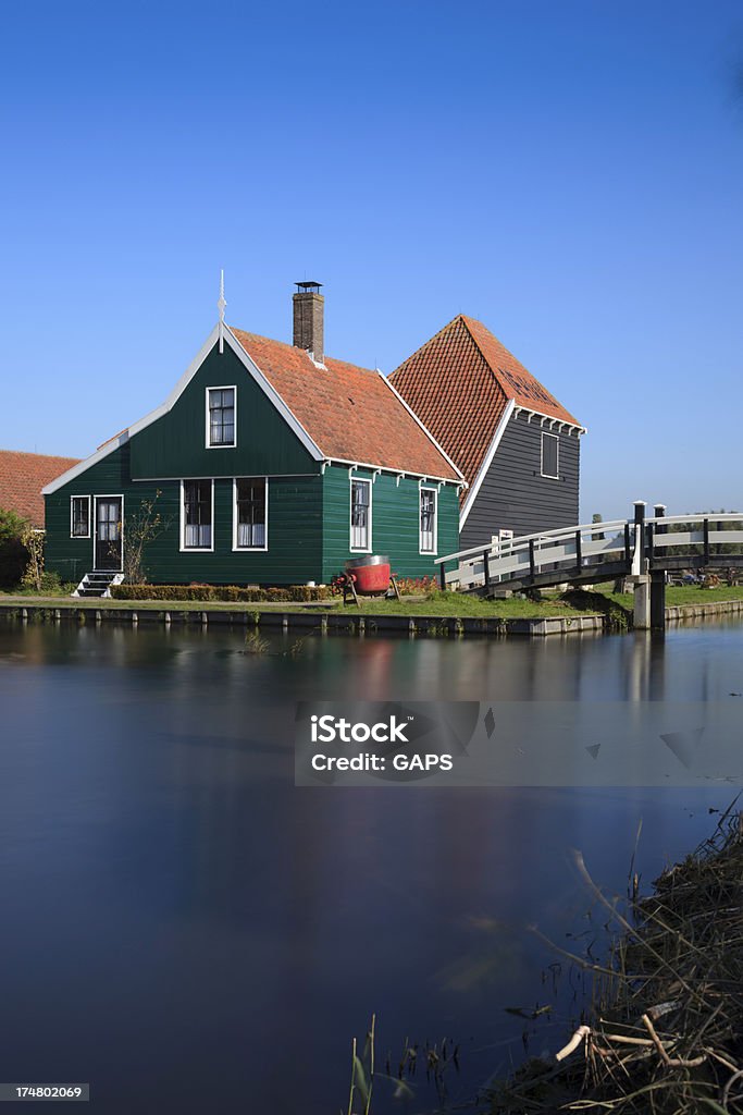 Ben conservato casa storica di Zaanse Schans - Foto stock royalty-free di Acqua