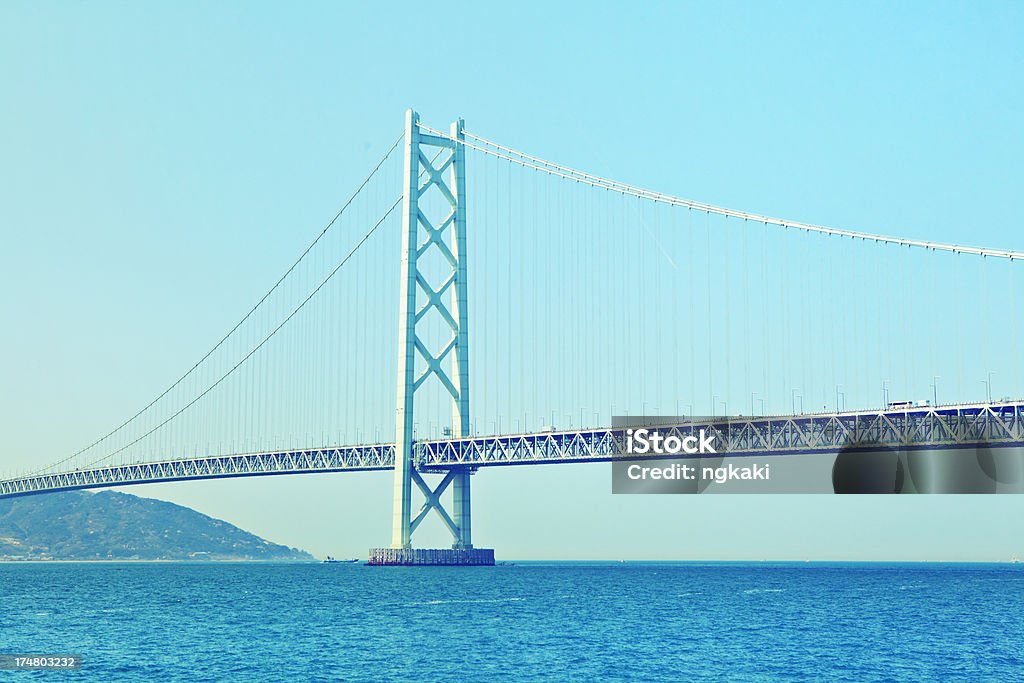 Atravesse a ponte para o mar no Japão - Foto de stock de Cabo de Aço royalty-free