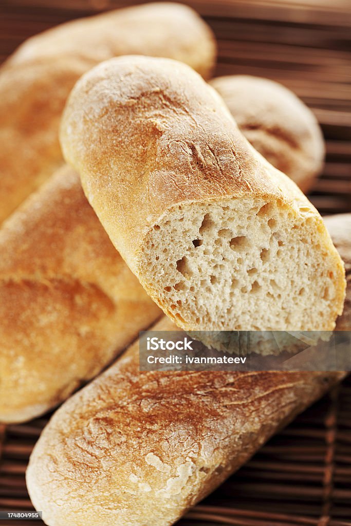 baguettes faites maison - Photo de Aliment libre de droits