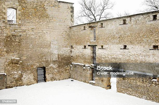 Photo libre de droit de Intérieur Des Murs De Goldie Mill Ruins banque d'images et plus d'images libres de droit de Moulin à farine - Moulin à farine, Architecture, Caillou