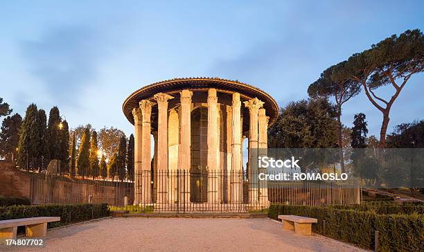 Temple Of 헤르쿨레스 In 피아차 Bocca 델라 Verita Rome Italy 0명에 대한 스톡 사진 및 기타 이미지 - 0명, 고대 로마, 고대의
