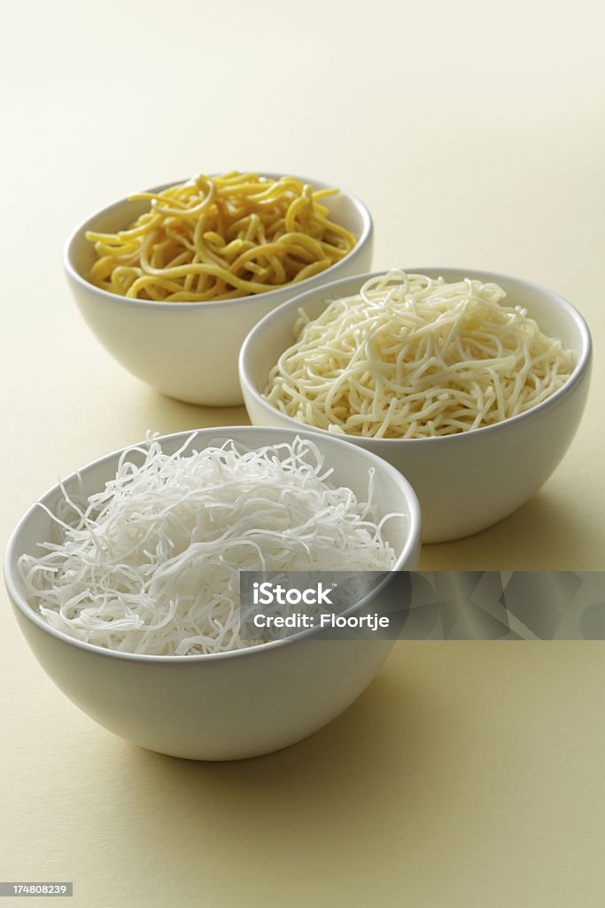 Asian ingredienti: Spaghetti in una ciotola - Foto stock royalty-free di Asia