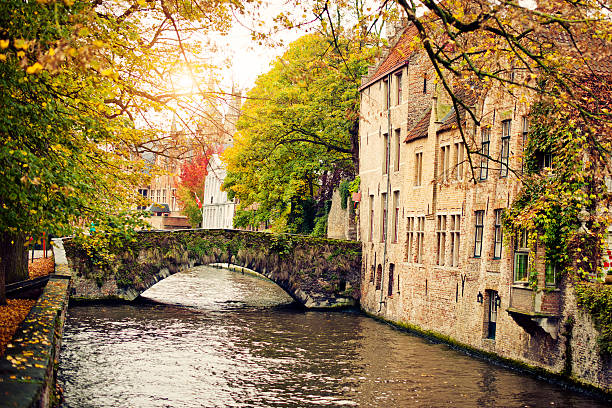 bruges - bruges cityscape europe autumn - fotografias e filmes do acervo