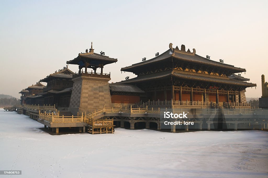 Yungang Лунмэнь сложных-Датун - Стоковые фото Буддистские пещеры Юньган роялти-фри