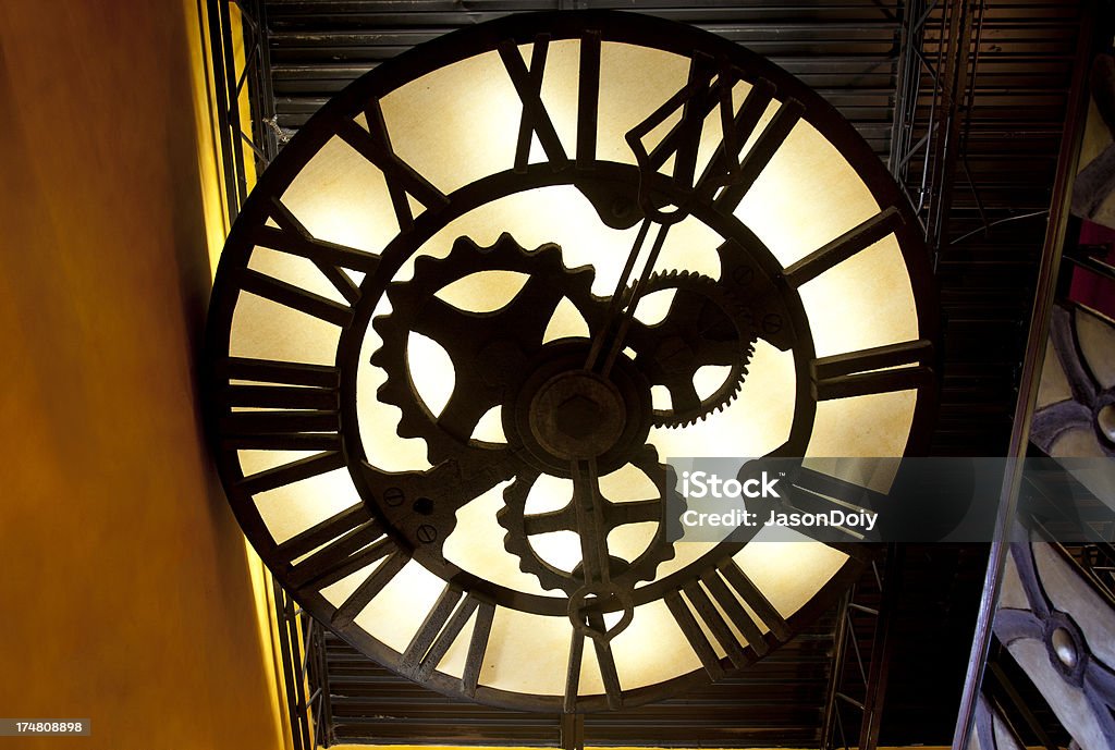 로마 숫자 시계 - 로열티 프리 0명 스톡 사진