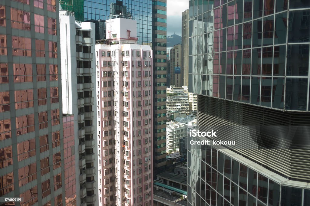 Edificio alto y otros - Foto de stock de Acero libre de derechos
