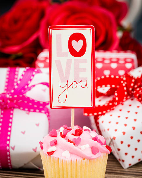 istock Valentine's Day Cupcake and Gifts 174809384