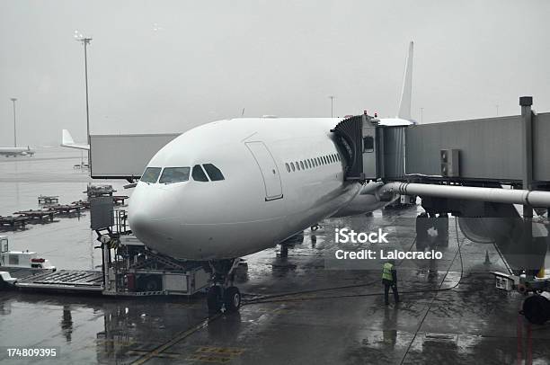 Airplane Stock Photo - Download Image Now - Heathrow Airport, Luggage, ALAS Foundation