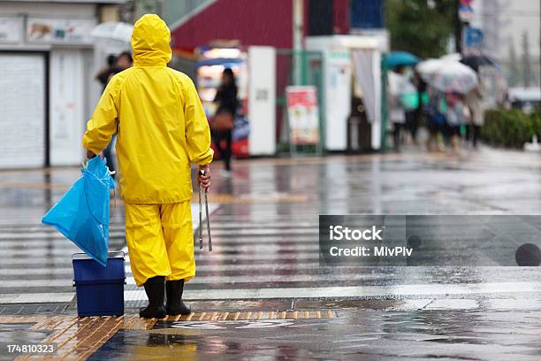 Tufão Tempo - Fotografias de stock e mais imagens de Japão - Japão, Tufão, Adulto