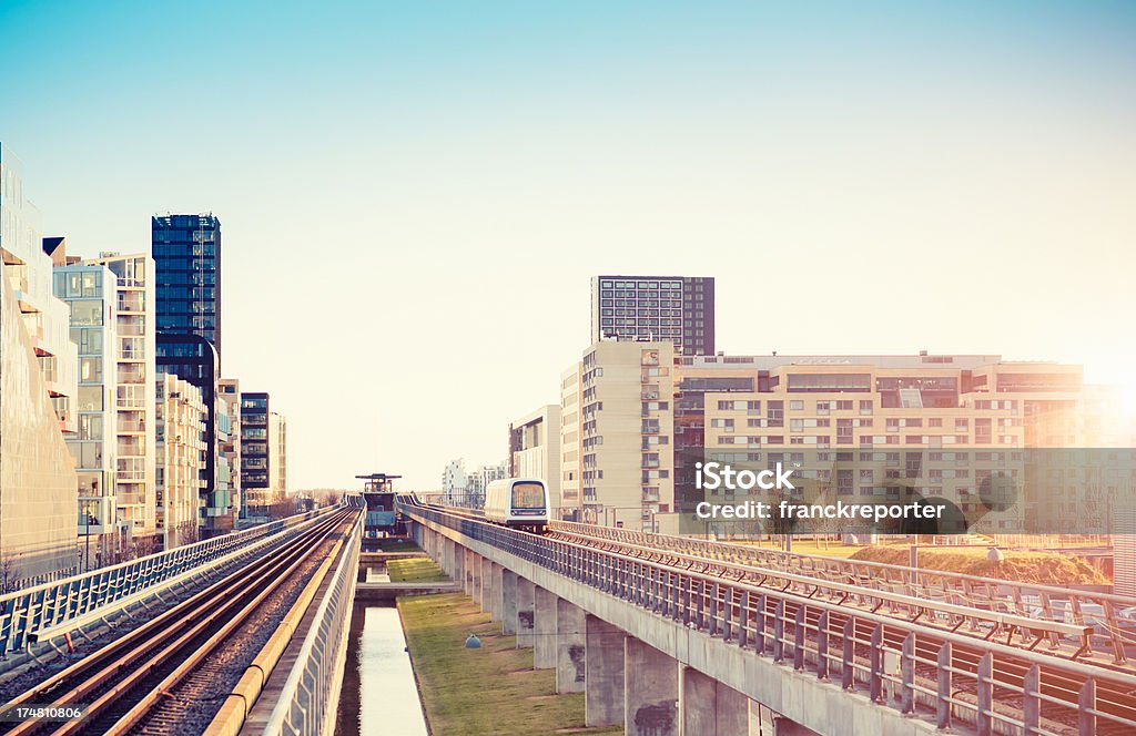 Copenhague en navette vers la station de métro pour la gare ferroviaire - Photo de Copenhague libre de droits