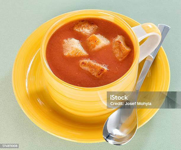 Foto de Sopa De Tomate e mais fotos de stock de Alimentação Saudável - Alimentação Saudável, Almoço, Amarelo