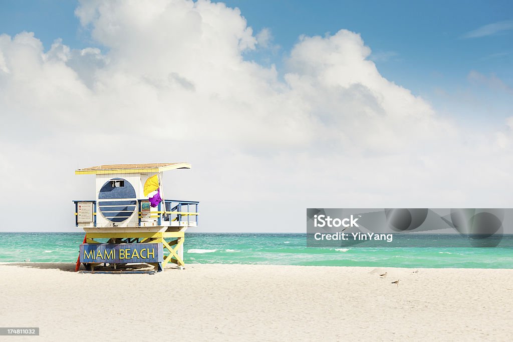 South Beach, Miami, Florida, vacaciones de primavera de vigilante espera de viajes - Foto de stock de Playa de Miami libre de derechos