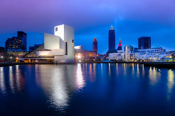 Panorama de la ciudad de Cleveland, frente al mar - foto de stock