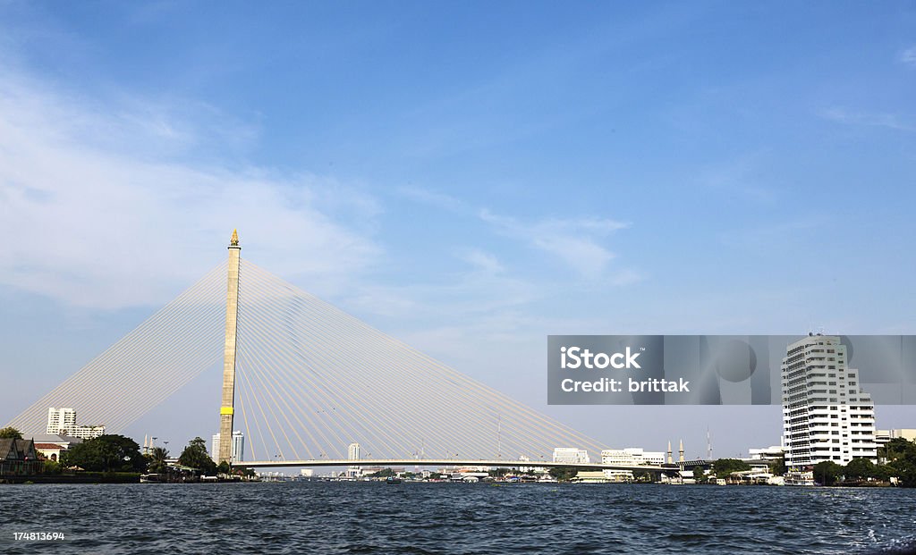 Ponte di Rama VIII sospensione, Fiume Chao Praya - Foto stock royalty-free di Acqua