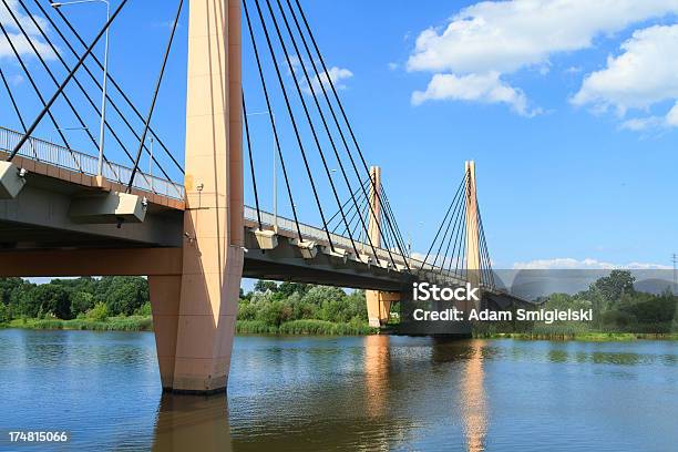 Puente De Tirantes Foto de stock y más banco de imágenes de Acero - Acero, Aire libre, Alambre