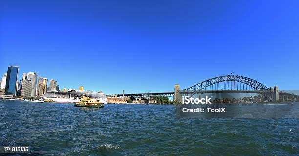 Foto de Sydney Harbour Bridge E Port Jackson e mais fotos de stock de Austrália - Austrália, Barco a Vela, Barco de passageiros