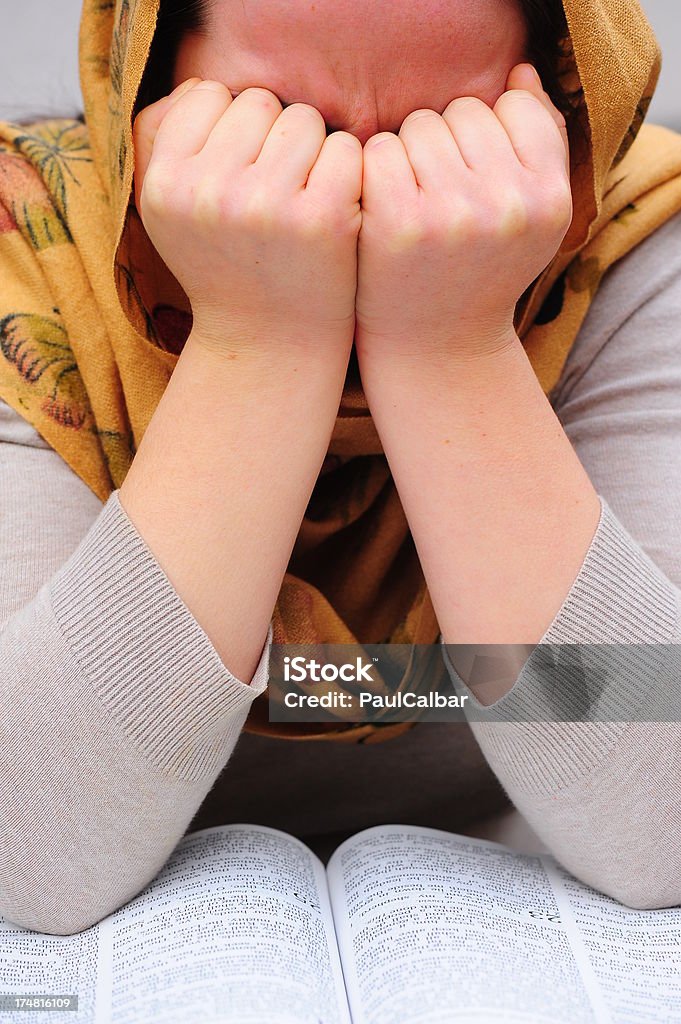 Mujer triste - Foto de stock de Adolescente libre de derechos