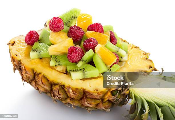 Sałatka Owocowa Z Ananasa - zdjęcia stockowe i więcej obrazów Ananas - Ananas, Białe tło, Błonnik